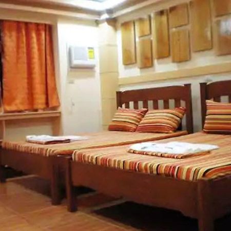 Apartelle De Francesca Puerto Galera Buitenkant foto