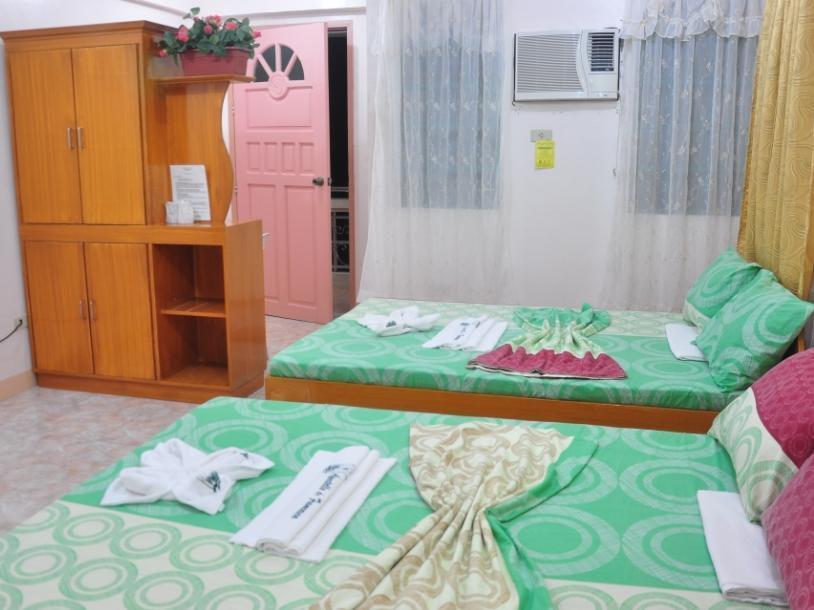 Apartelle De Francesca Puerto Galera Buitenkant foto