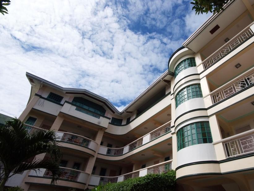 Apartelle De Francesca Puerto Galera Buitenkant foto